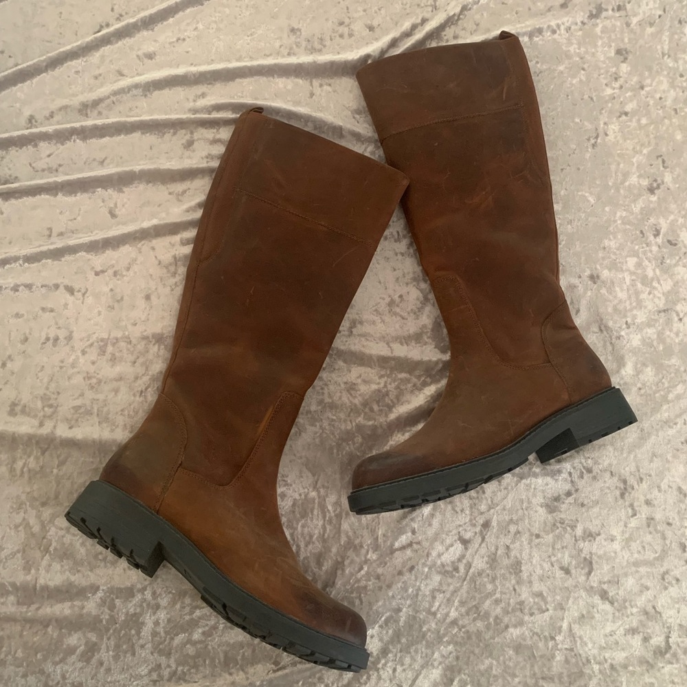 Warm Leather Boots Fully Lined with Synthetic Shearling. 👢👢